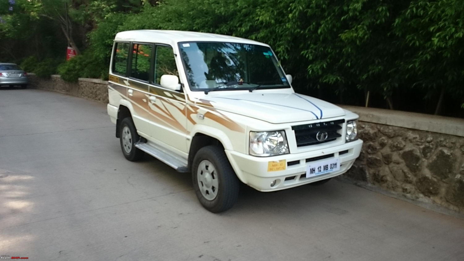 Tata Sumo Gold GX 2015 SUV Drive